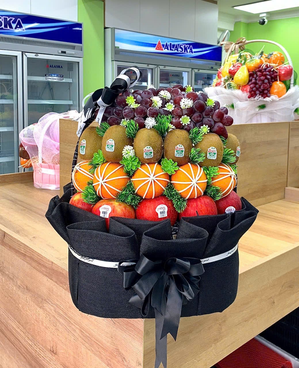 Giỏ trái cây cao cấp KF405